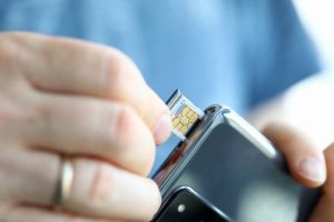 What Makes the Best eSIM Stand Out from the Competition