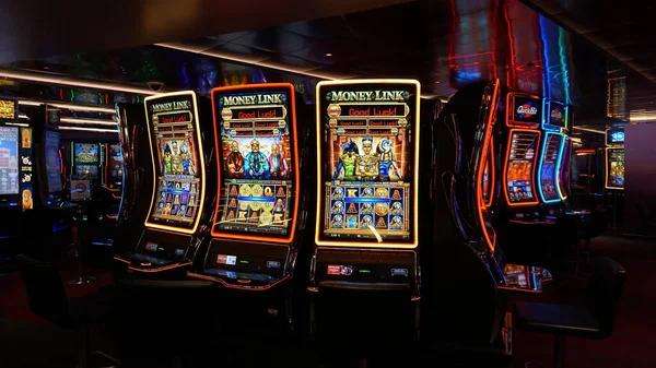Important Insights Into casino senza AAMS