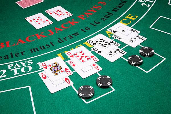 How Players Discover Games on online casinos Singapore